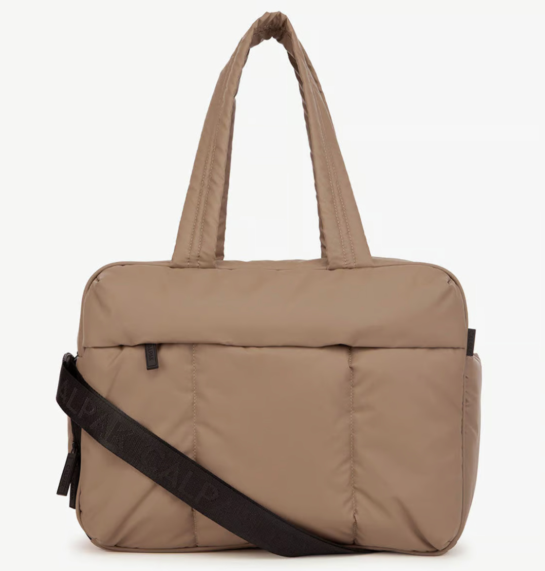 travel-bags-with-trolley-sleeve